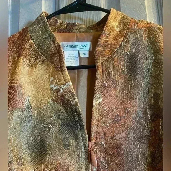 Coldwater Creek floral design zippered front jacket with lining. Women’s size 10 - Picture 3 of 8